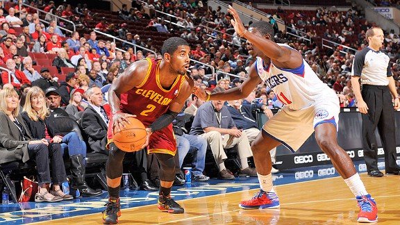 nba_irving_holiday_d1_576.jpg