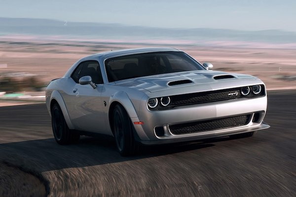 2019-Dodge-Challenger-SRT-Hellcat-Redeye-Widebody-front-three-quarter-in-motion.jpg