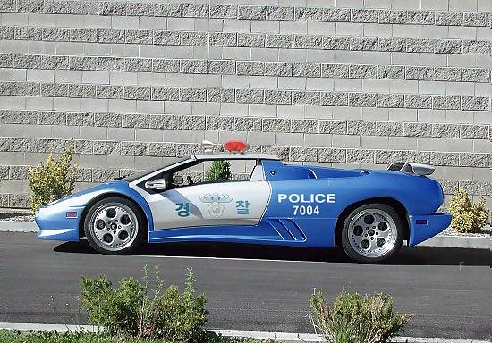 KoreaPoliceCar.jpg