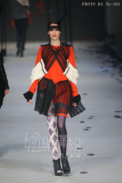 HKFW12FW-D3G1_043.jpg