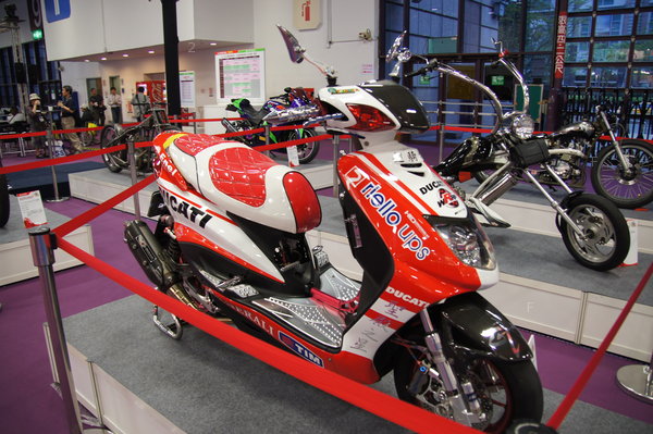 TW-MotoBike12_110.jpg