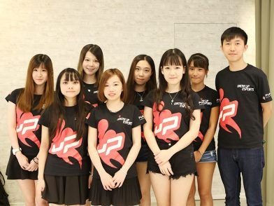 hkxp-gue_11516159055959fb7c355c8-392x294.jpg