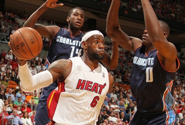 130324192041-lebron-bobcats-action-032413_home-t3.jpg