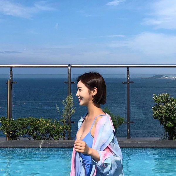 韓國短髮空姐瑟琪3.jpg