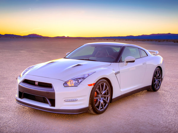 nissan_gt-r-usa-2013_r7.jpg.jpg