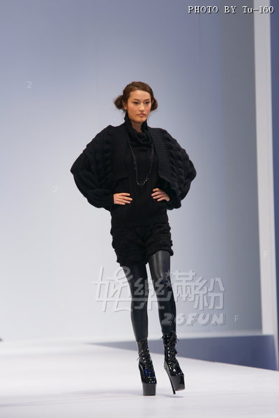 HKFW2010-D3M2_002.jpg