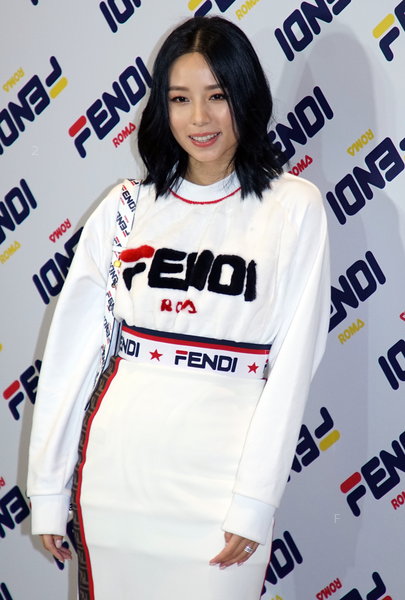 FENDI-181016_096.JPG