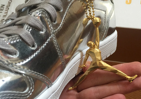 air-jordan-1-low-pinnacle-silver-0.jpg