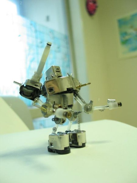 打火機機械人.jpg