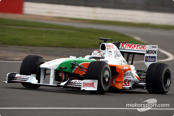 f1-2009-gen-tm-0531.jpg