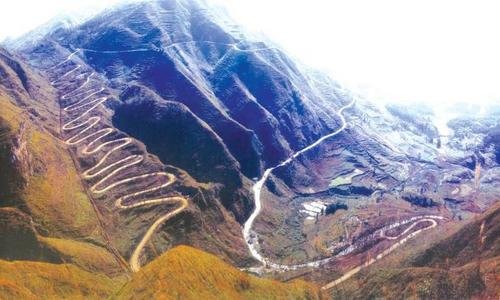 比秋名山更灣的路......jpg