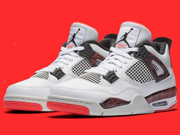 air-jordan-4-white-black-pale-citron-308497-116-4-900x675.jpg