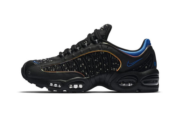 https _hk.hypebeast.com_files_2019_02_supreme-nike-air-max-tailwind-iv-official-look-1.jpg