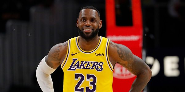 121619-sports-lebron.jpg