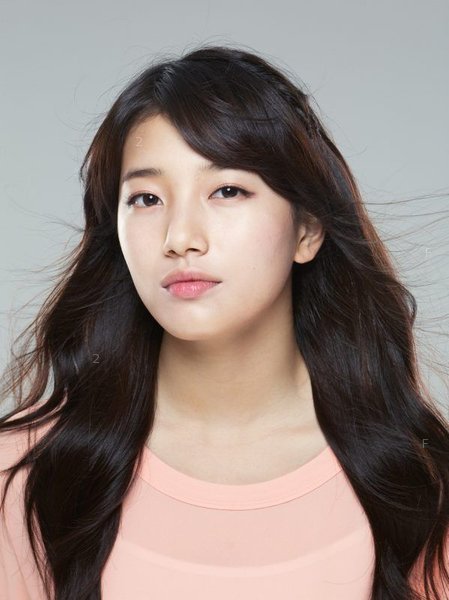 bae-suzy-1_6992584265aa6452f87e54-599x800_15793228675c407e2c062b9.jpg