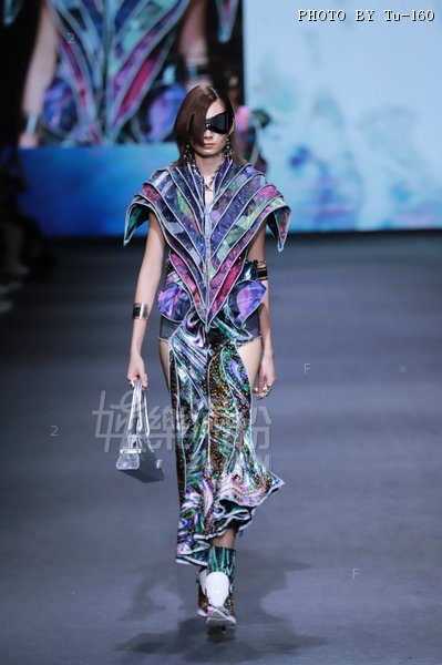 Polyu-FW2506-FW_152.jpg
