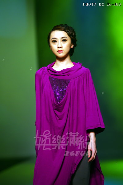 HKFW2011W-D3M4_020.jpg