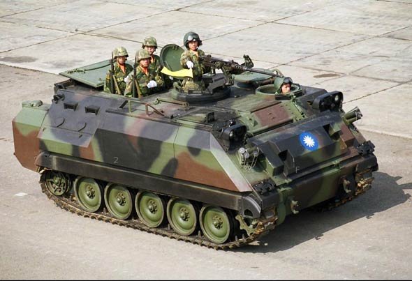 台灣陸軍CM22裝甲輸送車.jpg