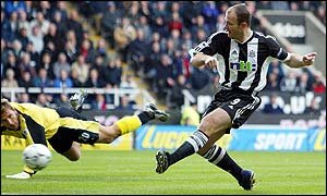 _38710883_shearer300.jpg