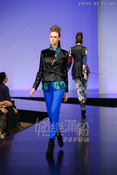 HKFW2012SS-D1m3_220.JPG