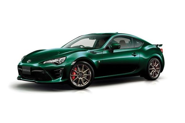 2019-toyota-86-british-green-limited-edition-japan-spec-01e.jpg