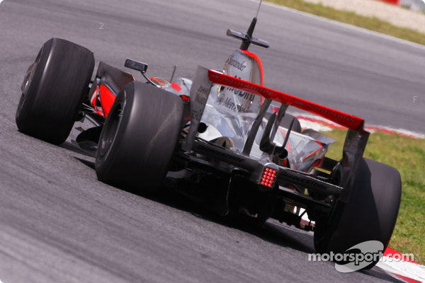 f1-2008-tes-xp-2922.jpg