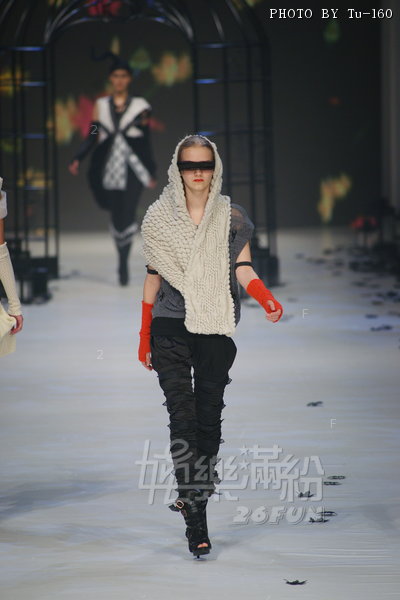 HKFW12FW-D3G1_037.jpg
