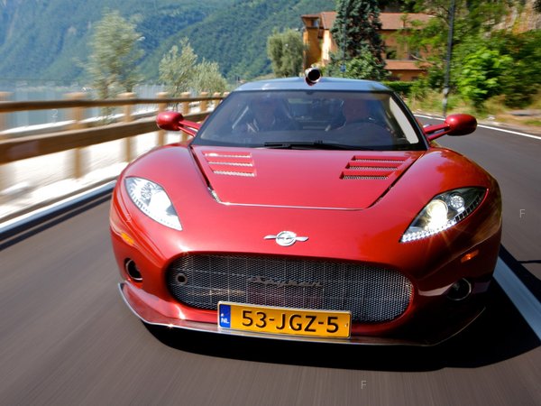spyker_c8-aileron-2009_m16[1].jpg