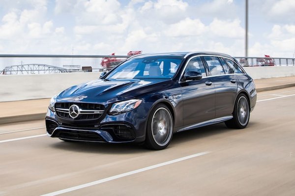 2018-Mercedes-AMG-E-63-S-wagon-front-three-quarter-in-motion.jpg