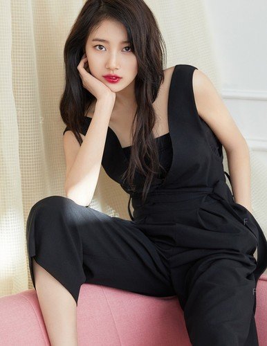 Suzy-Cosmopolitan-Magazine-April-Issue-18-bae-suzy-41460818-386-500.jpg