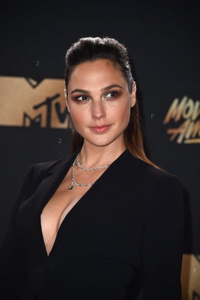 Gal-Gadot.jpg