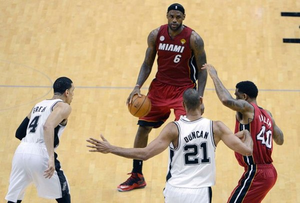 130612194733-lebron-james-dribbles-vs-spurs-061213_home-t3.jpg