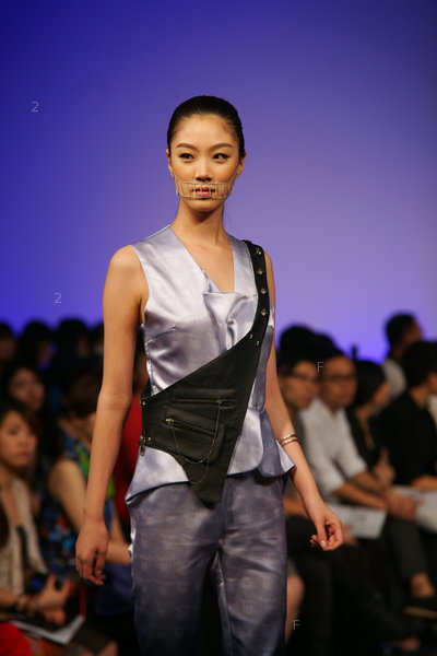 HKFW2012SS-D1m3_012.JPG