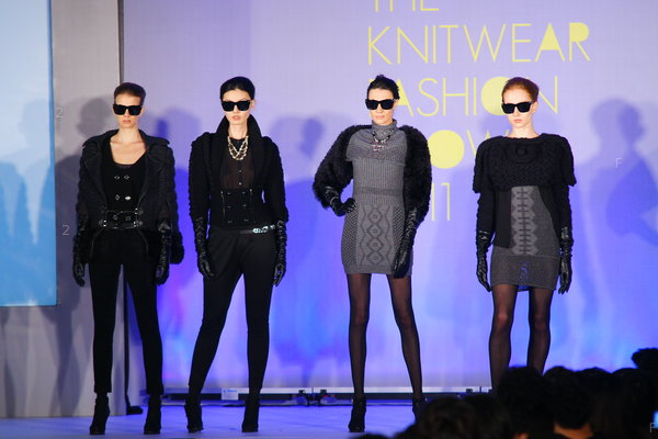 Poly11-Knitwear_041.jpg