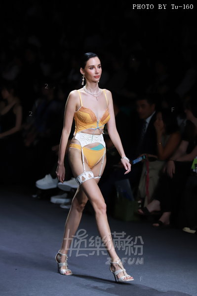 Polyu-FW2506-FW_598.jpg