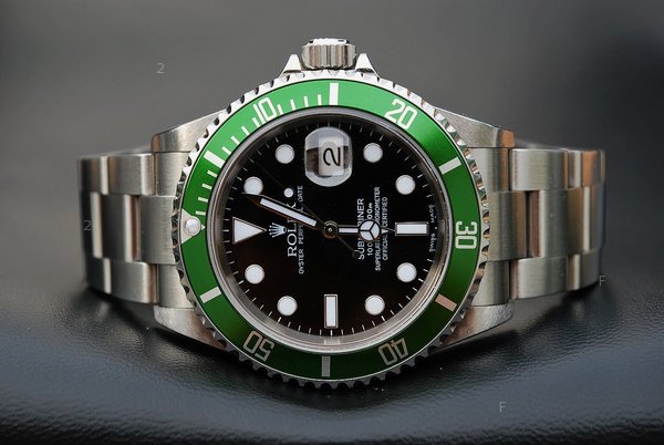 rolex-submariner-16610LV-FAT-FOUR-p.jpg