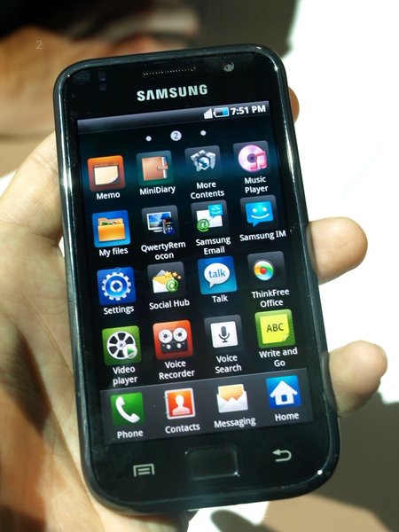 samsung-galaxy-S-hands-on-18.jpg