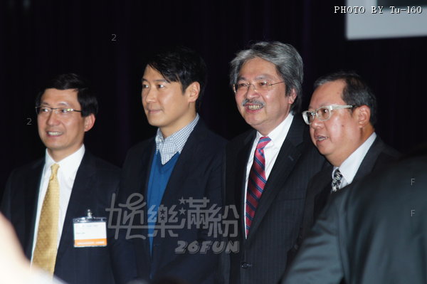 TDC-Ent-1303-op_02.JPG