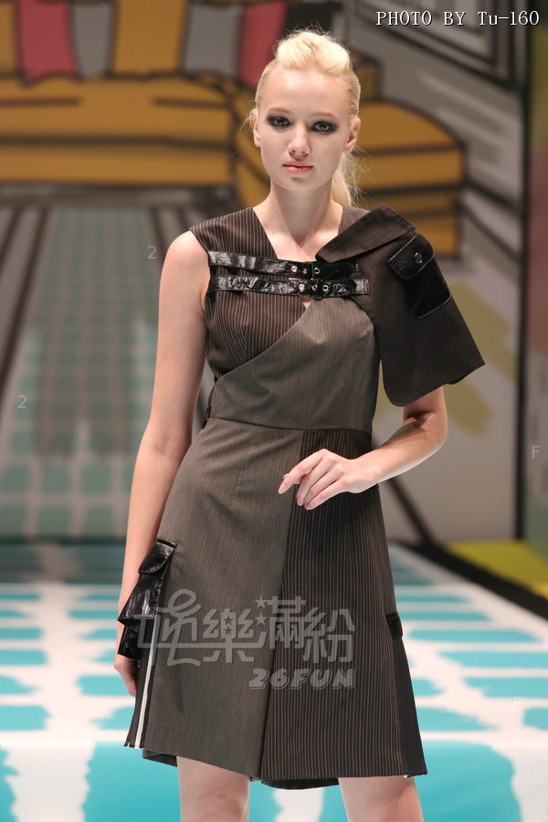 HKFW1807-d2m1_08.JPG