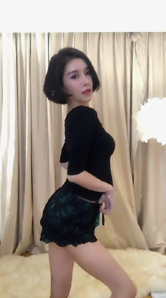 美女主播XMDB聊天性感热舞2018010752.jpg