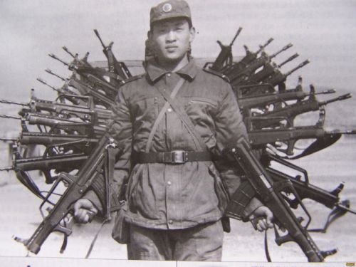 千手观音之军队版.jpg