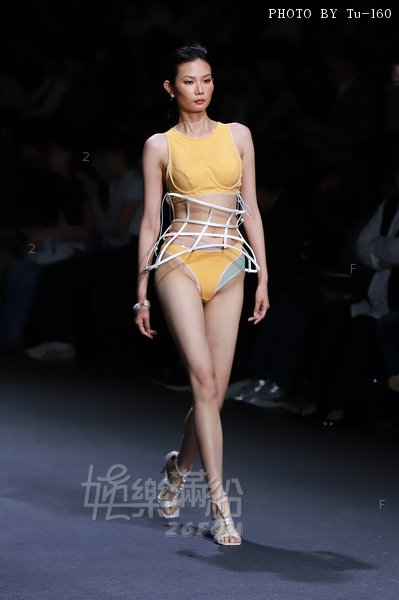 Polyu-FW2506-FW_592.jpg