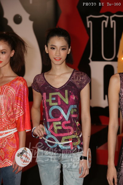 HKFW2010S-D2P1_080.jpg