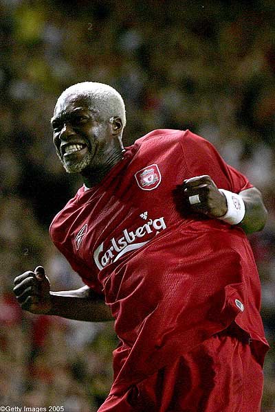 Djibril Cissie celebrates scoring Liverpool\'s second goal.jpg