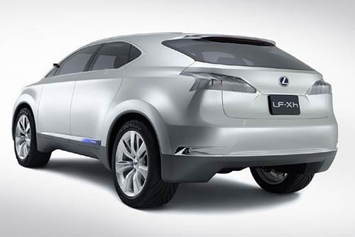 LEXUS　LF-Xh   2.jpg