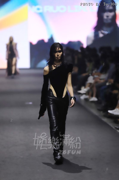 Polyu-FW2406-FW_909.JPG