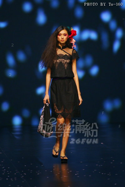 HKFW2011W-D1G1_004.jpg
