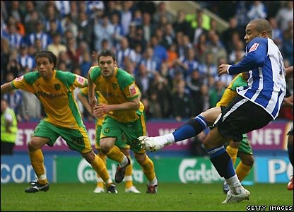 Sheff Wed 4-1 Norwich Wednesday fall behind to Darren Huckerby\'s goal but see Deon Burton equalise from the penalty spot.jpg