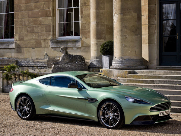 astonmartin_vanquish-uk-2012_r15_jpg.jpg