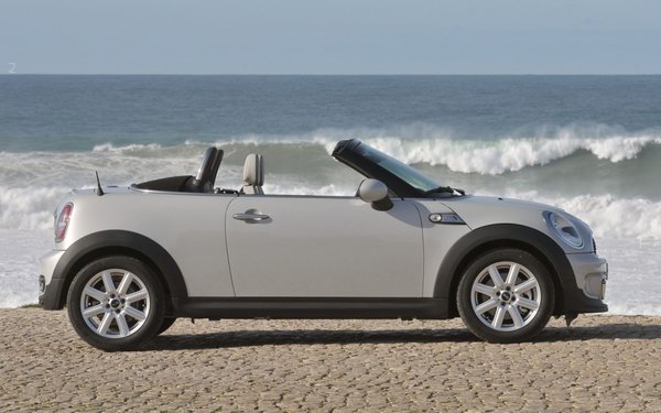 2013-Mini-Cooper-Roadster-right-static-1-1024x640.jpg